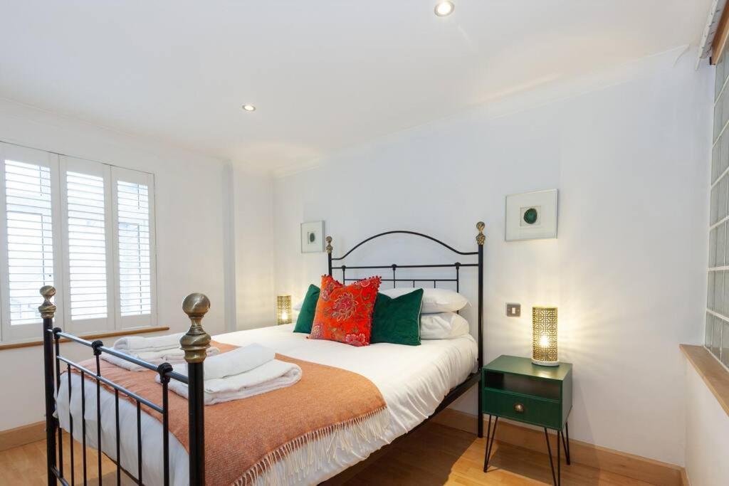 Apartment In The Heart Of The City Centre, Live Like A Local Oxford Exterior foto