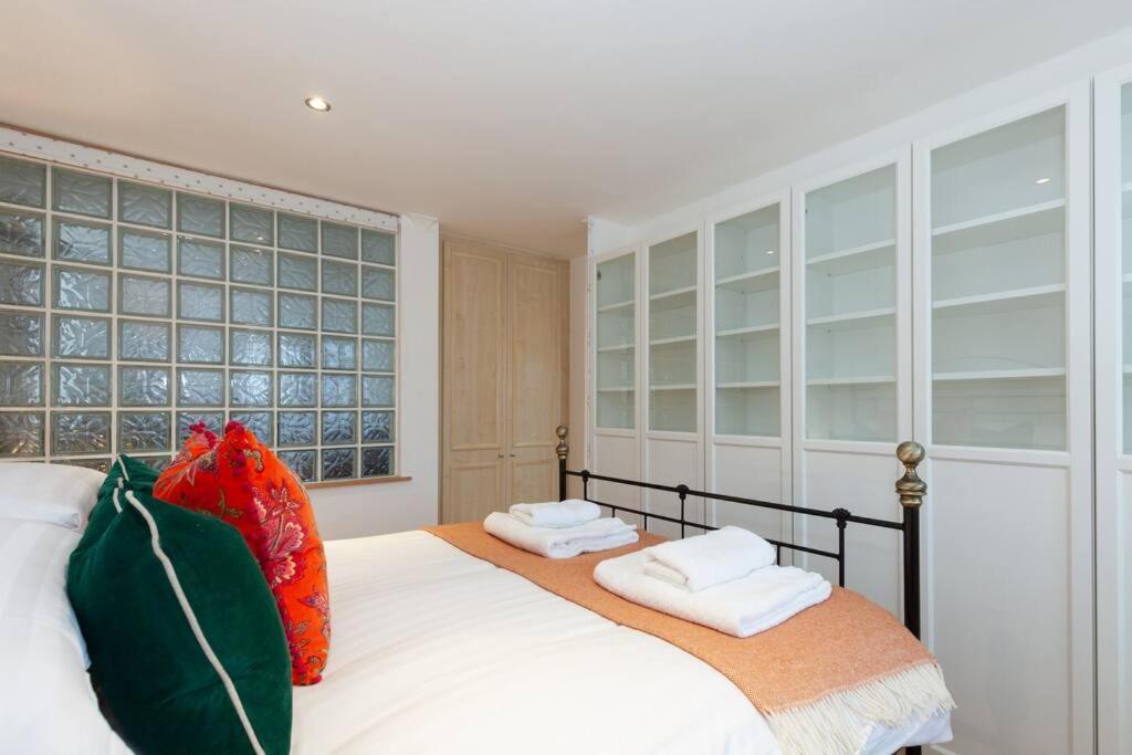 Apartment In The Heart Of The City Centre, Live Like A Local Oxford Exterior foto
