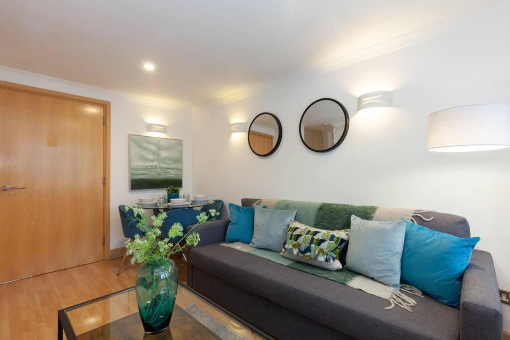 Apartment In The Heart Of The City Centre, Live Like A Local Oxford Exterior foto