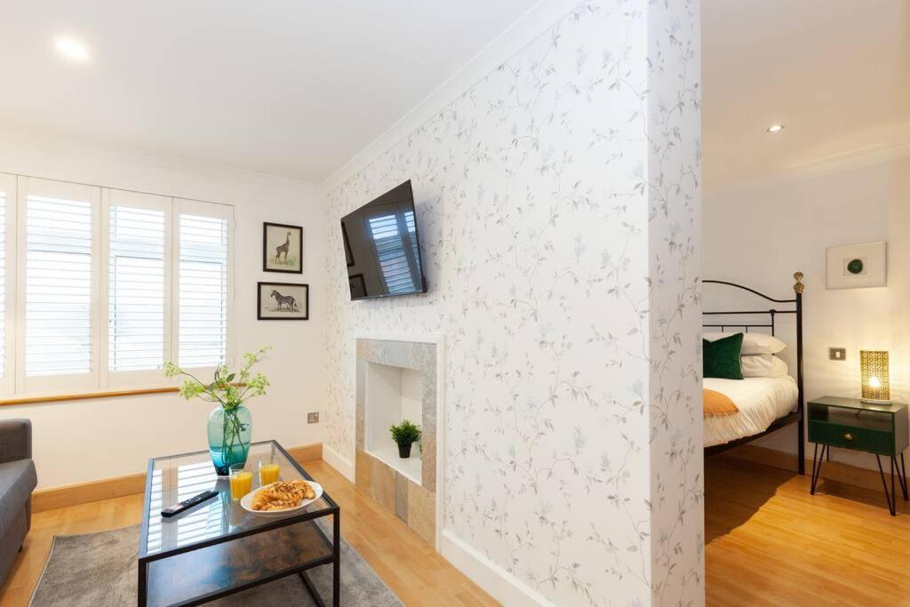 Apartment In The Heart Of The City Centre, Live Like A Local Oxford Exterior foto