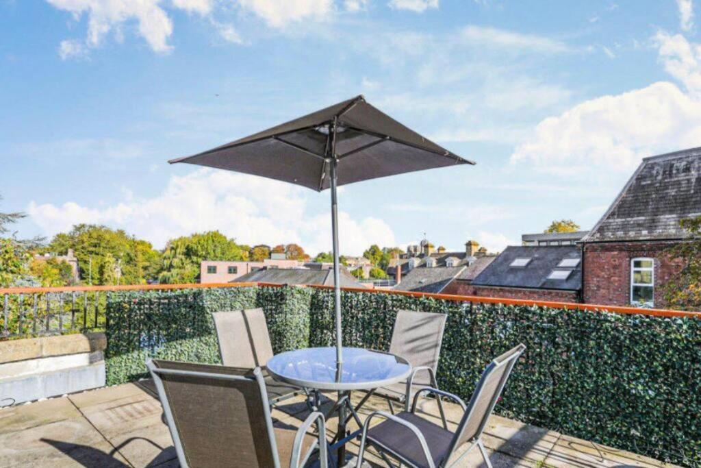 Apartment In The Heart Of The City Centre, Live Like A Local Oxford Exterior foto